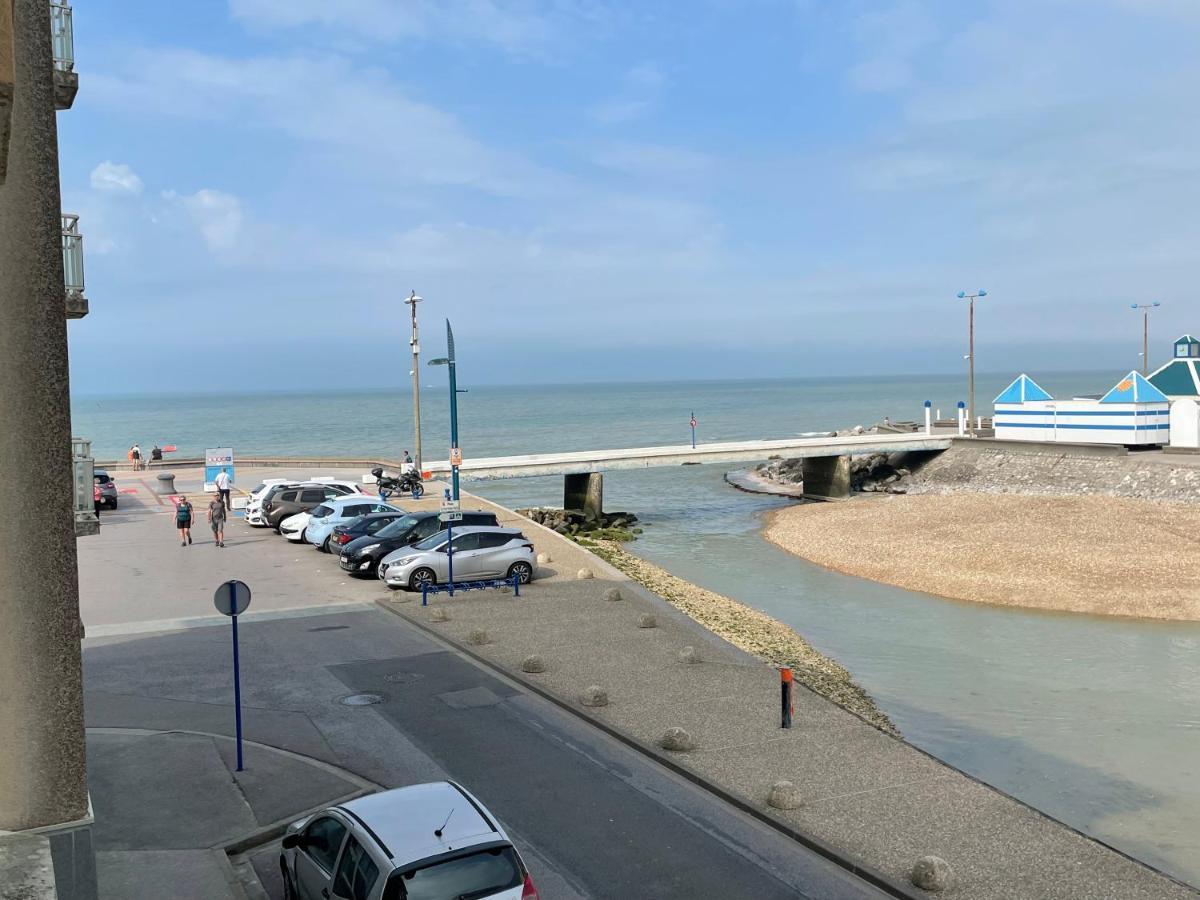 Appartement Wimereux "Les Pieds Dans L'Eau", Parking, Wifi Exterior foto